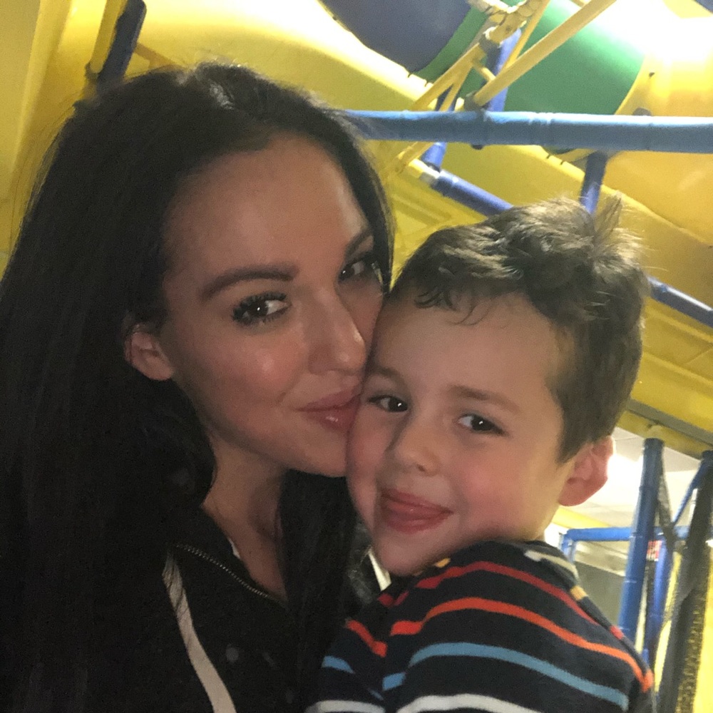 Meet your Posher, Marianna